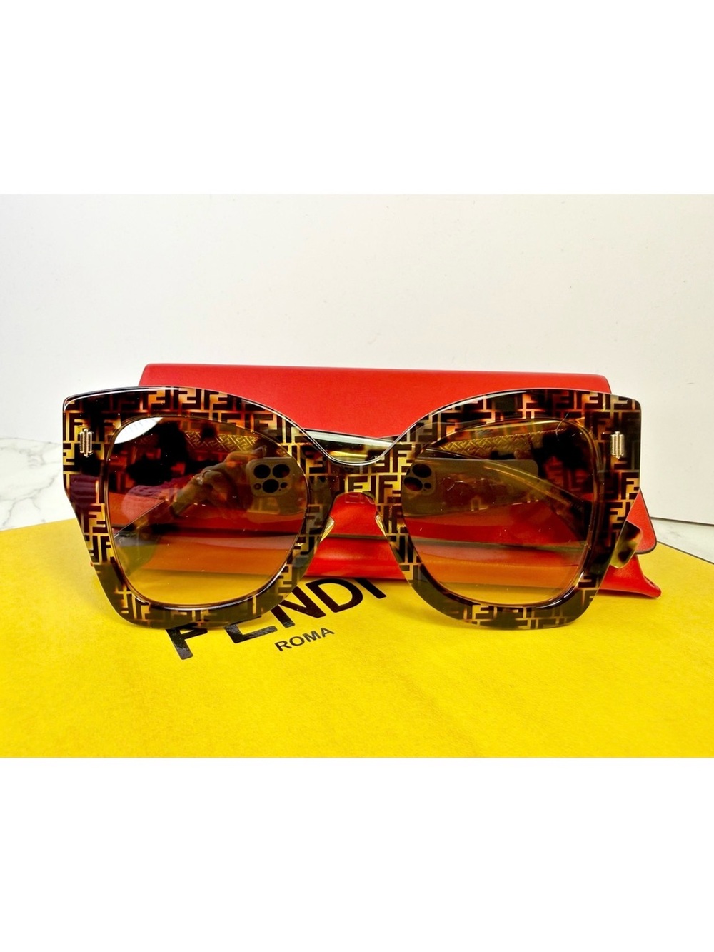 Fendi Logo Tortoise Shell Sunnies